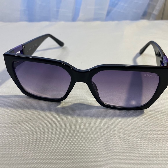 Guess Accessories - GUESS Black Purple Square Sunglasses with Detachable Scarf Chain Strap and Case